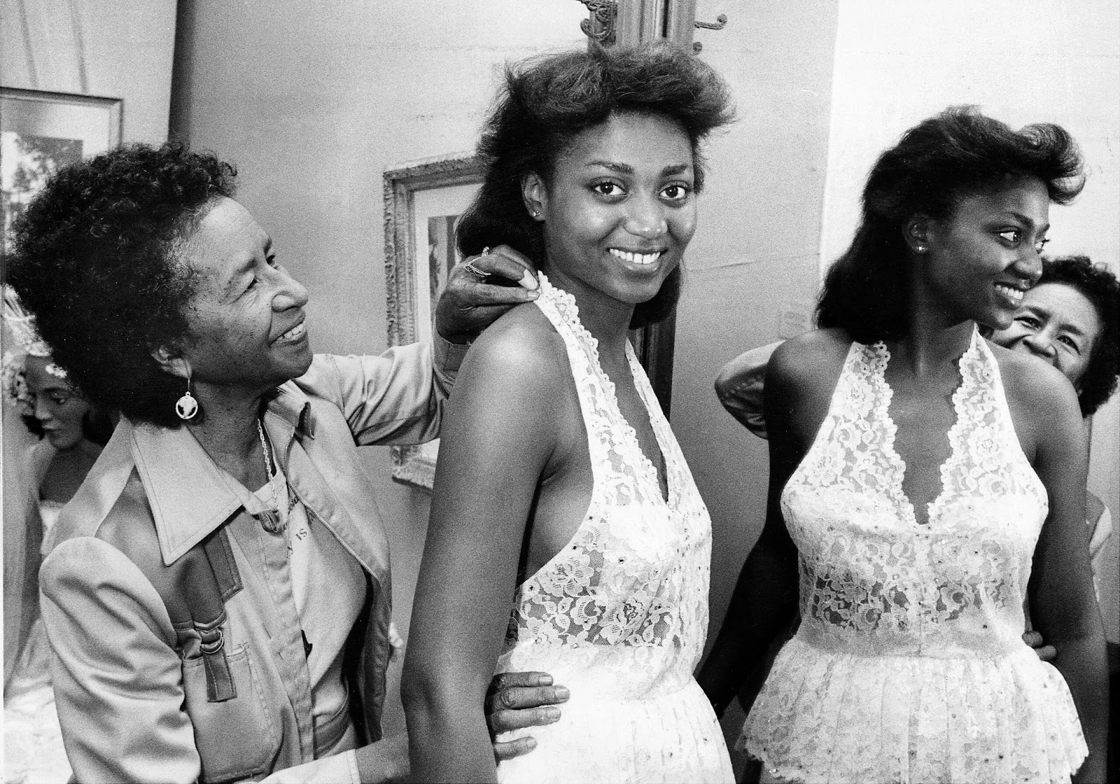 The History Behind Harlem's Fashion Shows – CR Fashion Book